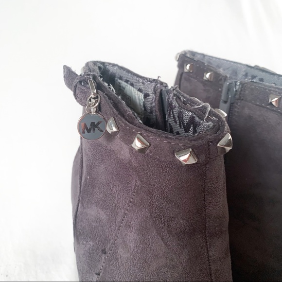 Gray studded Michael Kors booties - Picture 5 of 10